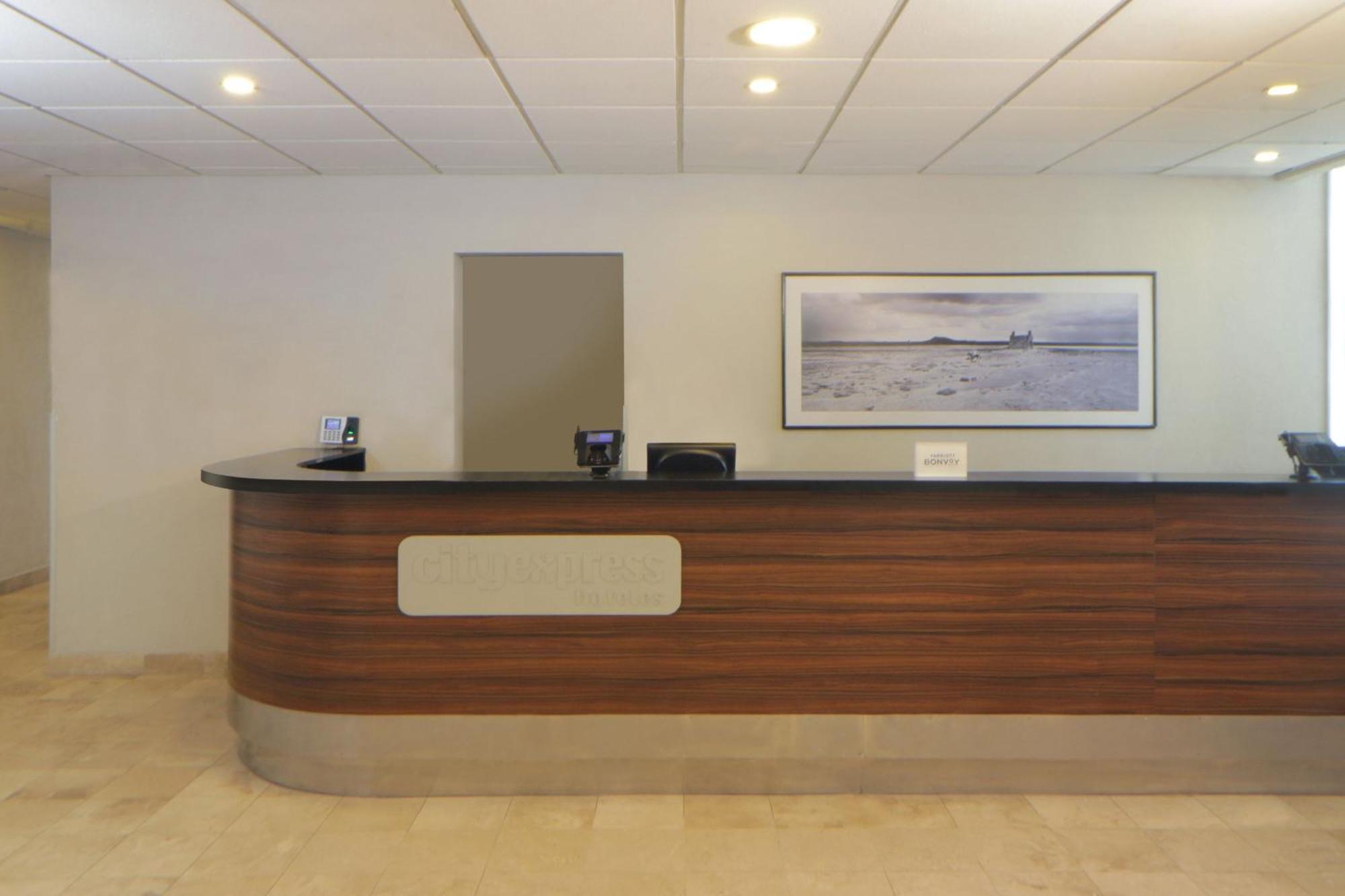 City Express By Marriott Nuevo Laredo Exterior photo