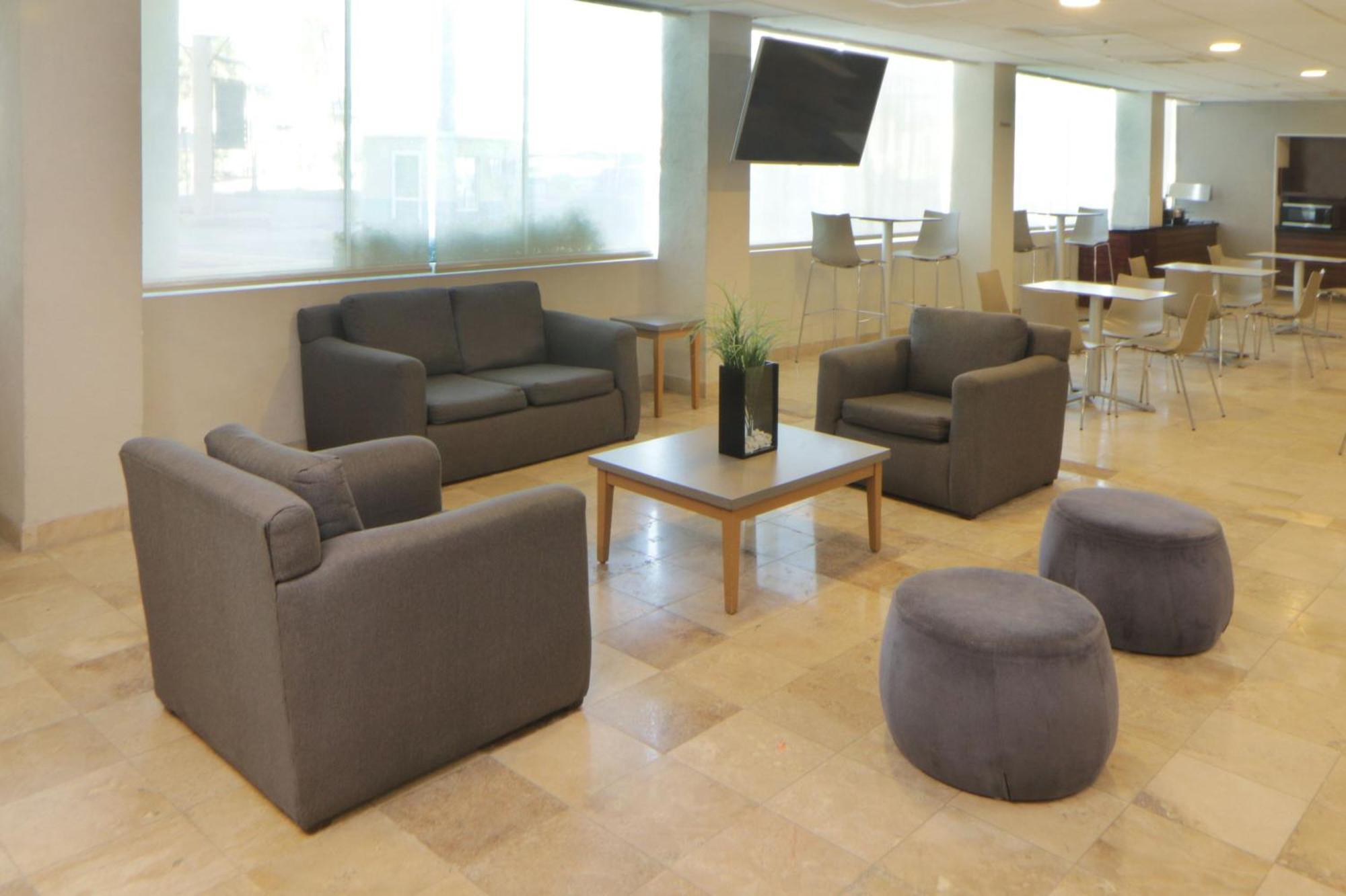 City Express By Marriott Nuevo Laredo Exterior photo
