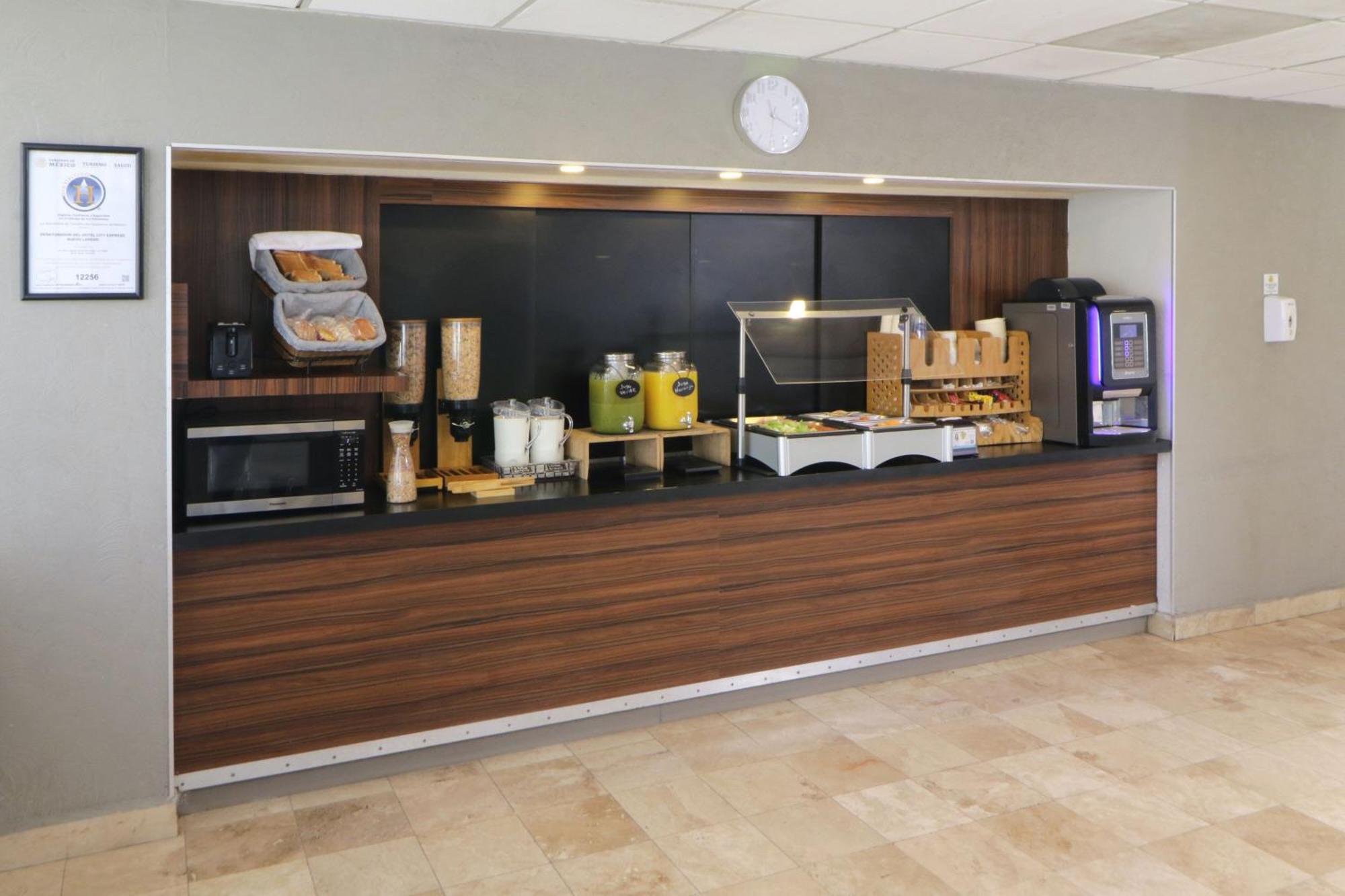 City Express By Marriott Nuevo Laredo Exterior photo