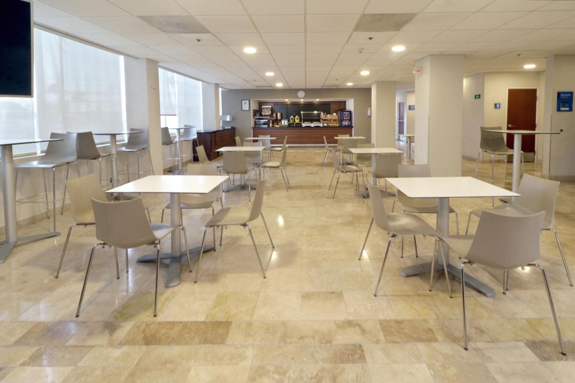 City Express By Marriott Nuevo Laredo Exterior photo