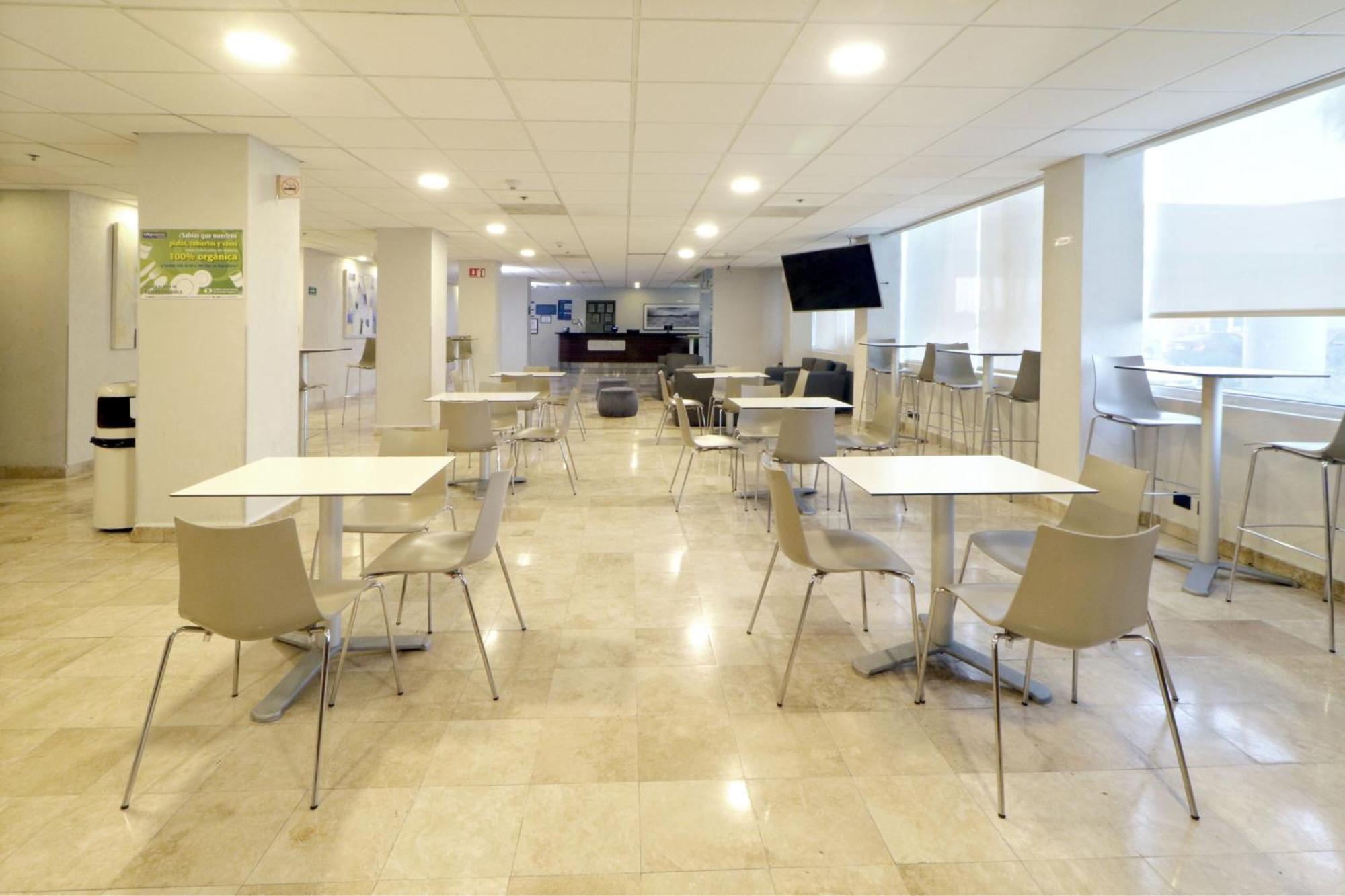 City Express By Marriott Nuevo Laredo Exterior photo